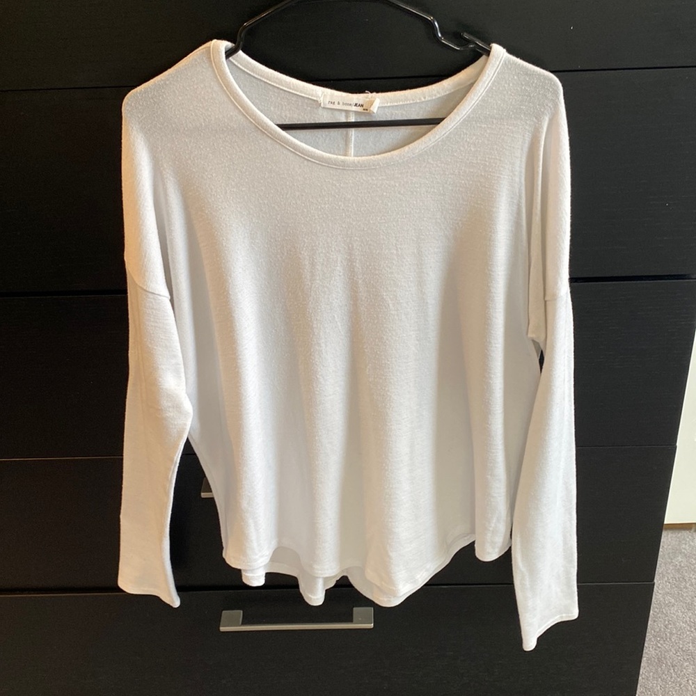 Women’s Rag and Bone White Long Sleeve Crew Neck Shirt - M - good condition